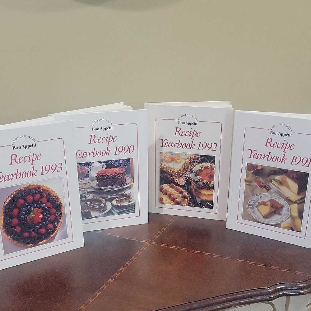 Recipe Yearbook Collection - White (1990-1993)